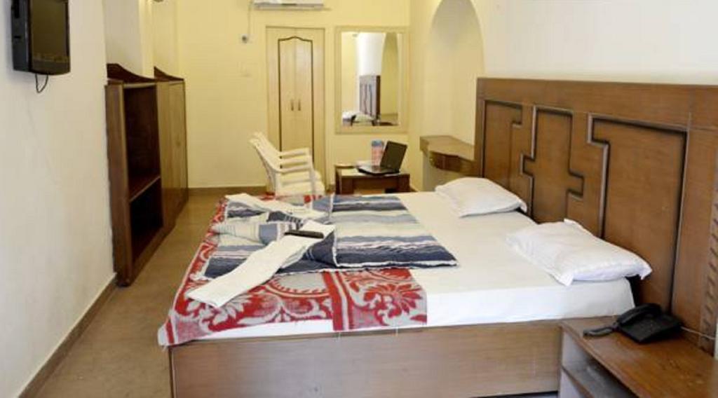Hotel Bhajgovindam Харидвар Номер фото