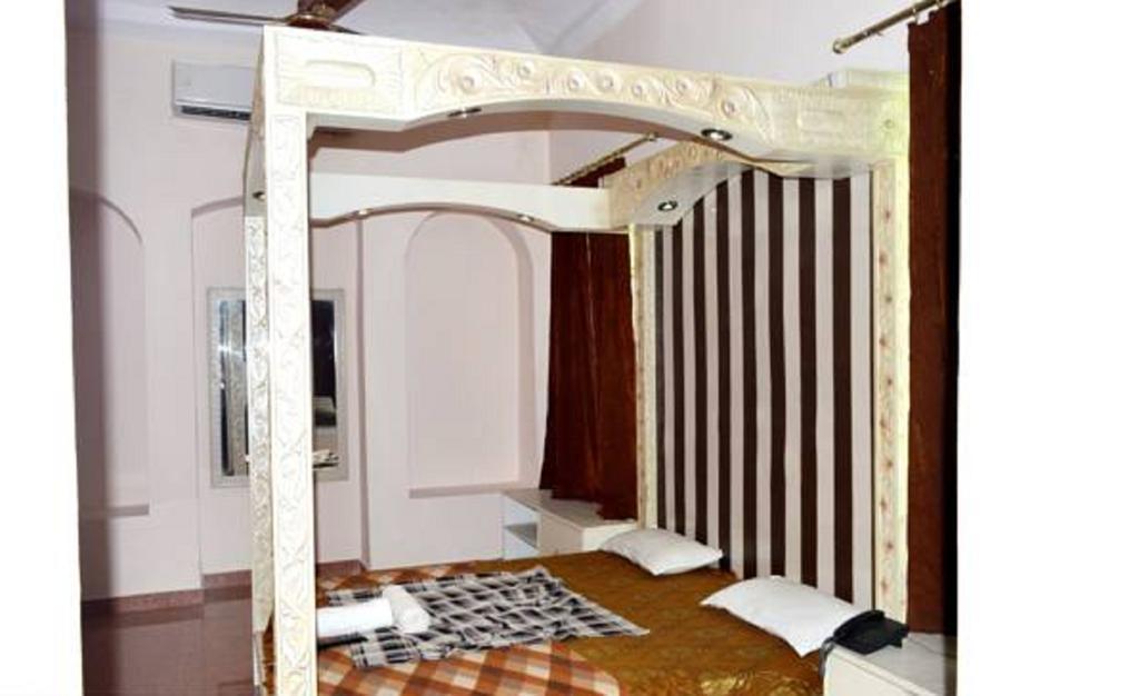 Hotel Bhajgovindam Харидвар Номер фото