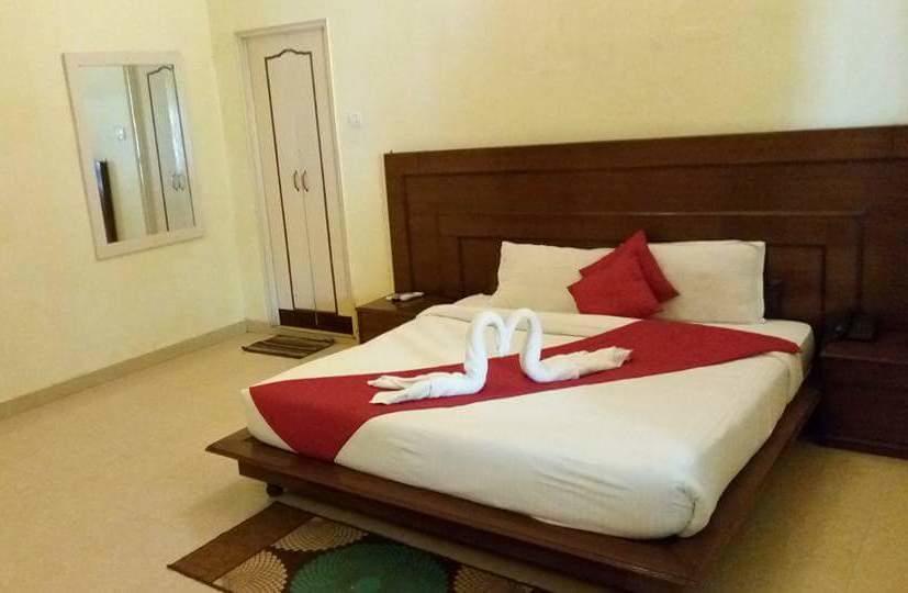 Hotel Bhajgovindam Харидвар Экстерьер фото
