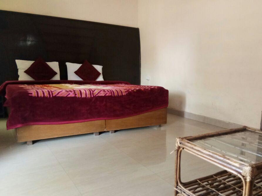 Hotel Bhajgovindam Харидвар Экстерьер фото